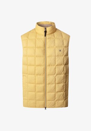 Chaleco amarillo acolchado sin mangas con cuello alto, cremallera frontal y pequeño logo negro en el pecho izquierdo.