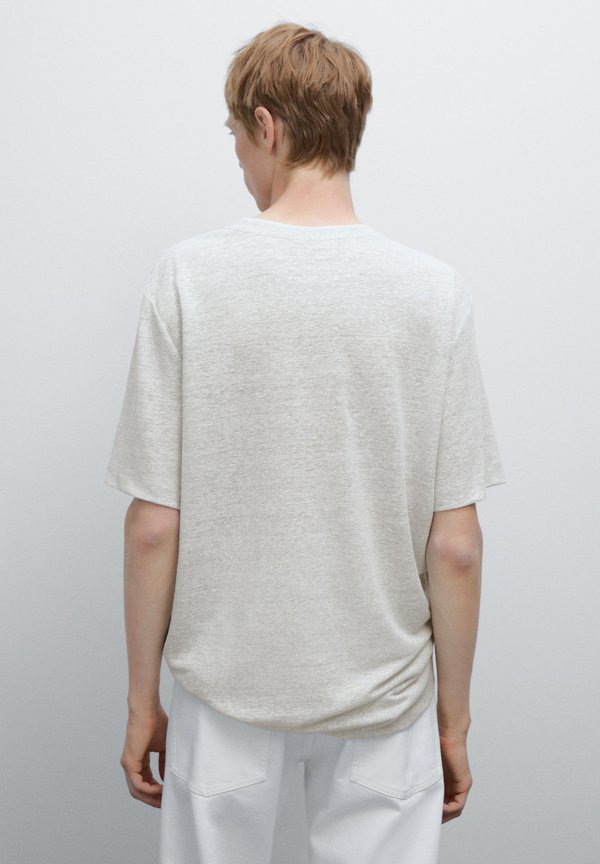 CONTRAST - Basic T-shirt2