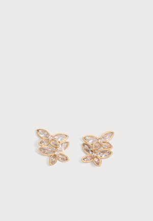 Par øreringe i gyldent tone med klare markisseformede krystaller arrangeret i et klyngeblomsterdesign på en lys baggrund.