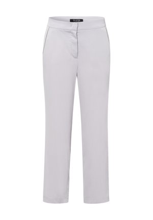 Lichtgrijze trousers gemaakt van een gladde stof met een recht model, voorzakken en een eenvoudige tailleband. Geen zichtbare patronen of accenten.