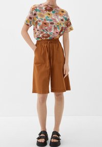 QS Shorts - brown