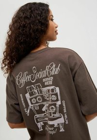 JJXX JXMILLOW LOOSE TEE - Apdrukāts T-krekls - chocolate brown