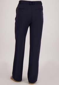 JE M'APPELLE STRAIGHT TRAVEL - Broek - blauw