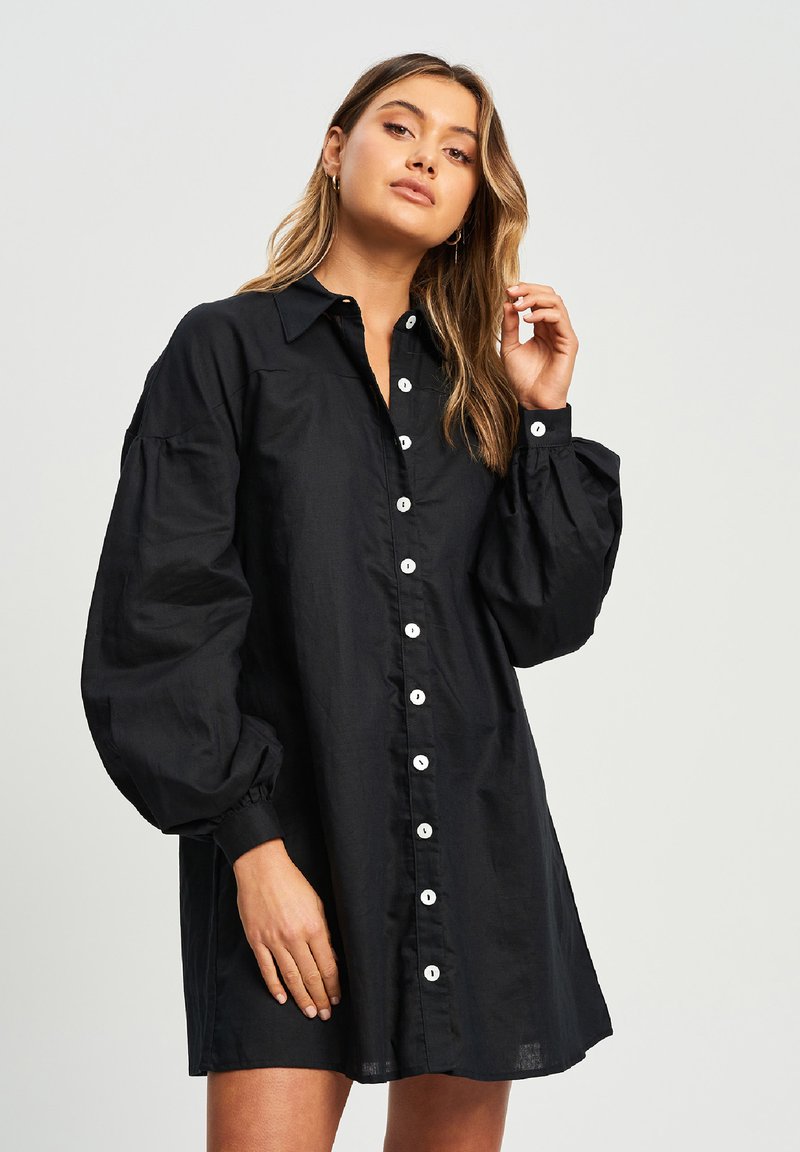 Pisos Shirt Dress in Black