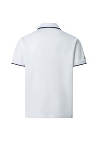 Witte poloshirt met een effen ontwerp, voorzien van een donkerblauwe kraag en bies. Korte mouwen en een eenvoudige snit. Geen zichtbare patronen of logo's.
