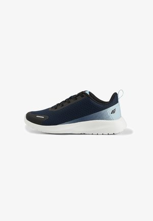 4F, - Buty treningowe
