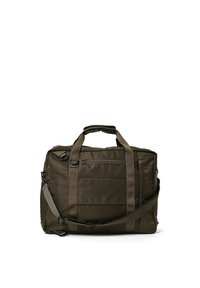 Mørkegrøn duffelbag med to solide håndtag og en skulderrem. Har en frontlomme med lynlås og et stort hovedrum.