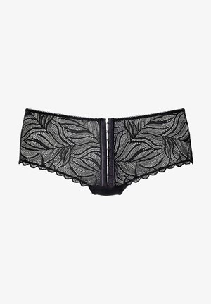 Schwarze Spitzenpanties mit floralem Muster, gewelltem Rand und einem zentralen Haken-und-Öse-Verschlussdetail auf der Rückseite. Weiches, strukturiertes Material.