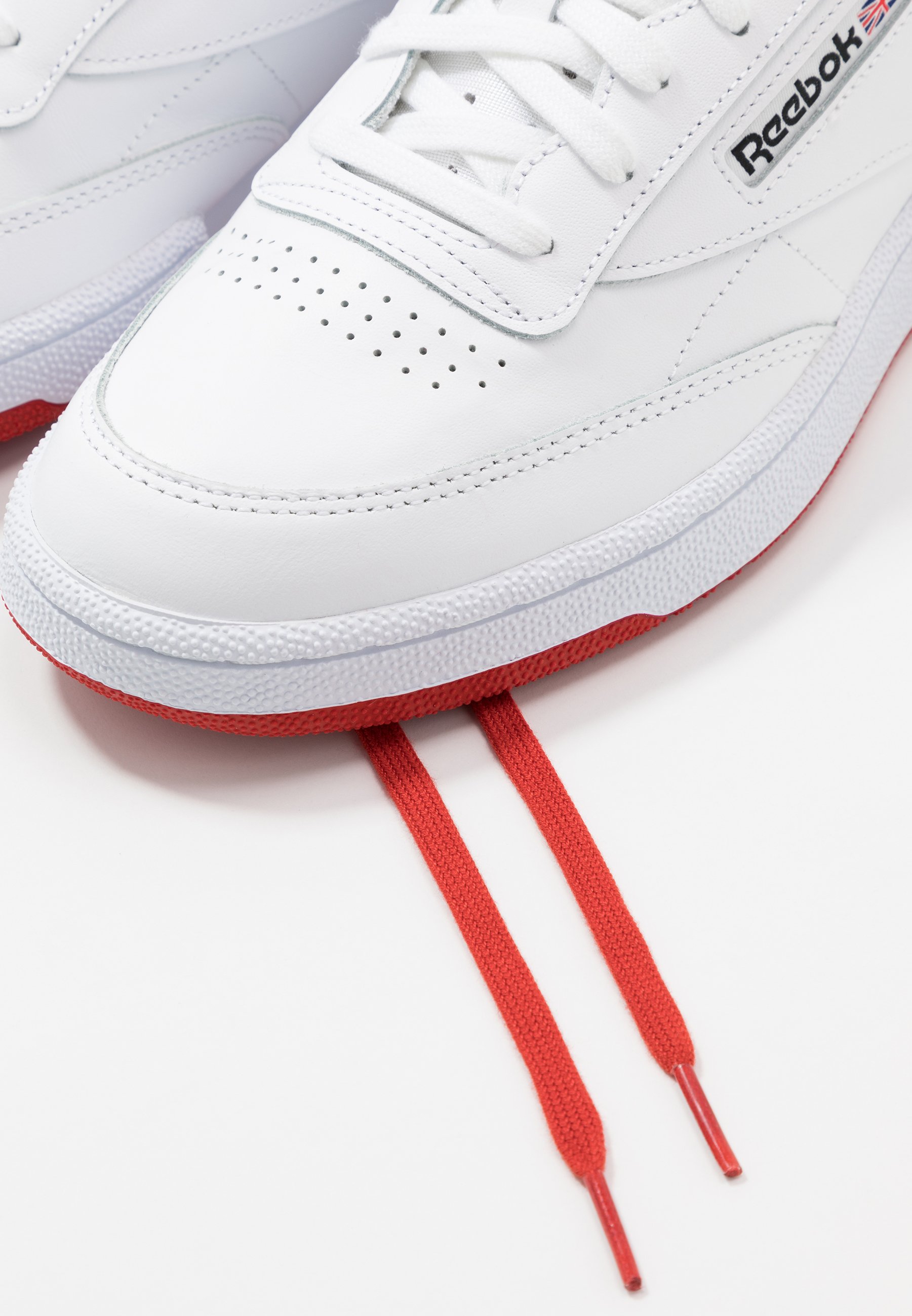 Reebok Classic CLUB C 85 - Joggesko - white/legend active red/black Reebok Classic CLUB C 85 - Joggesko - white/legend active red/black
