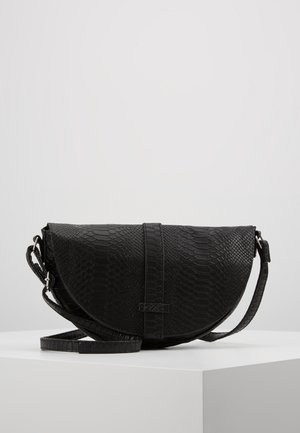 Taška s příčným popruhem - black