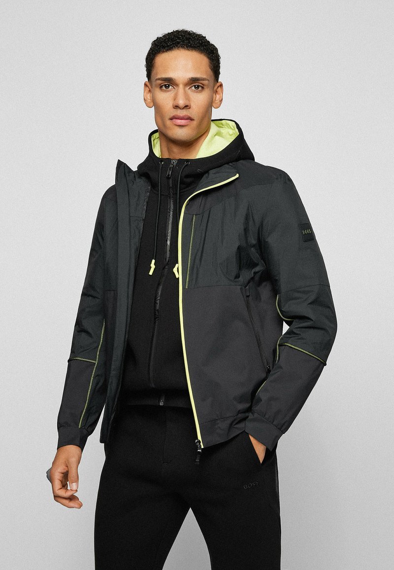 Herren Trainingsanzüge | BOSS J_AMERIGO AJ Trainingsjacke black one/schwarz - QY51948 Herren Trainingsanzüge | BOSS J_AMERIGO AJ Trainingsjacke black one/schwarz - QY51948