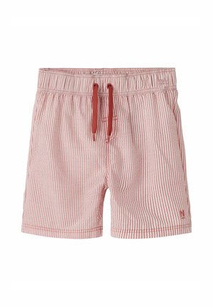 Shorts élastiques à rayures verticales rouges et blanches, taille élastique avec cordon rouge et petit logo sur la jambe gauche.