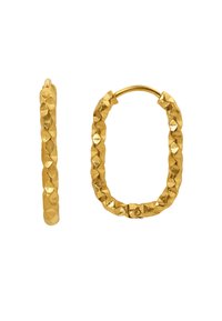 Boucles d'oreilles en or en forme de créole, avec une surface texturée et martelée, présentant une forme ovale et une fermeture à charnière sécurisée. Détails géométriques uniques tout au long.