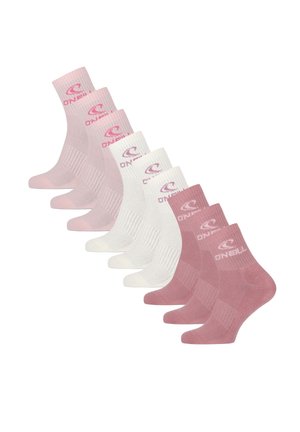 Sieben Paar O'Neill Kniestrümpfe in Pink, Weiß und Mauve, diagonal auf weißem Hintergrund angeordnet.