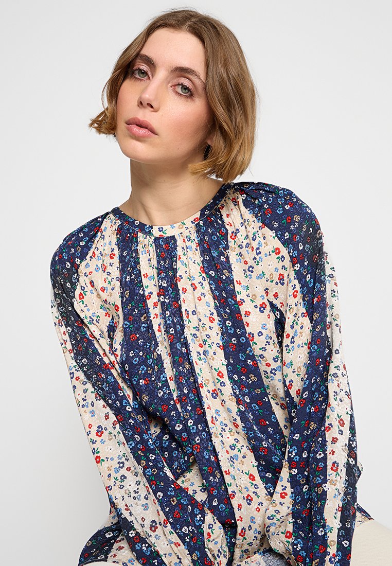Bluse