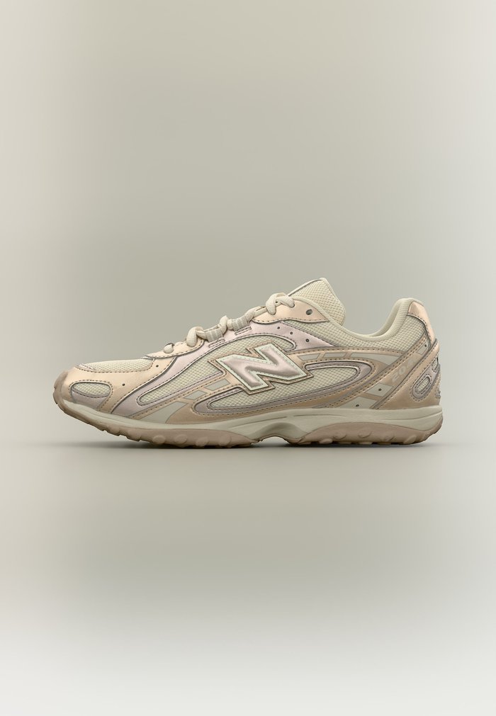 New Balance U204L UNISEX - Zapatillas - timberwolf/light gold-coloured metallic