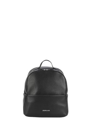 Schwarzer Leder-Rucksack mit strukturiertem Finish, abgerundetem Oberteil, Reißverschluss und einer Fronttasche. Verfügt über einen kleinen Tragegriff und ein Logodesign.