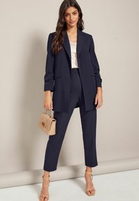 Friends Like These EDGE TO EDGE TAILORED  PETITE  - Krátký kabát - navy blue
