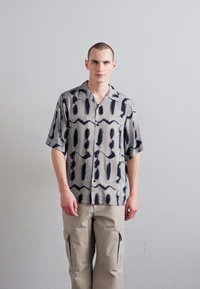 MISBHV Camisa - black/grey