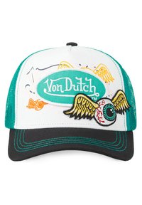 Casquette de baseball blanche avec des côtés en mesh vert et une visière noire. Présente un œil brodé avec des ailes et le logo "Von Dutch", avec des accents colorés.