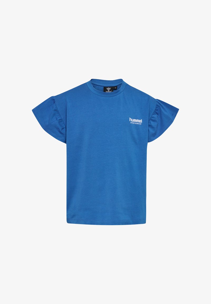 Blå kortærmet t-shirt lavet af bomuld, med flæse-accenter på skuldrene og et hvidt logo på forsiden. Casual og let design.