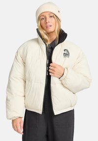 COZY PUFFER - Casaco de penas - black pebble