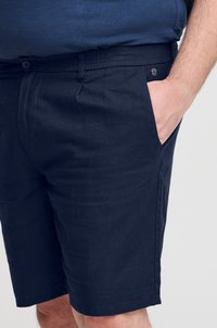Blend BHBSHORTS LINEN MIX - Rövidnadrágok - dress blues