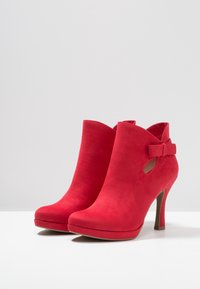 Tamaris Korolliset nilkkurit - red