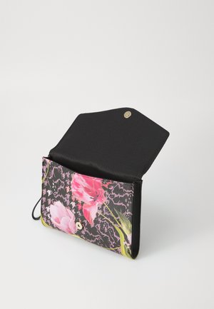 Blumen-Geldbörse mit rosa Tulpenmotiv auf schwarzem Hintergrund, mit magnetischem Druckverschluss und schwarzer Innenausstattung. Kompakte und rechteckige Form.