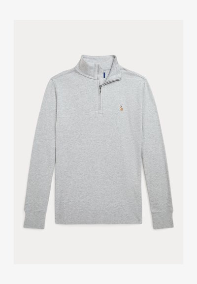 Felpa grigia con zip a quarto, maniche lunghe e un piccolo logo ricamato sul petto. Tessuto morbido, design casual.