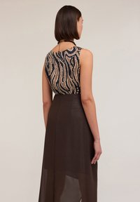 Thumbnail Image 3