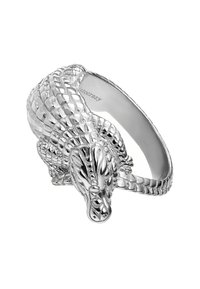 Anillo en forma de dragón plateado con intrincadas escamas, detalles y una banda interior lisa con un logo sutil. El diseño es tridimensional.