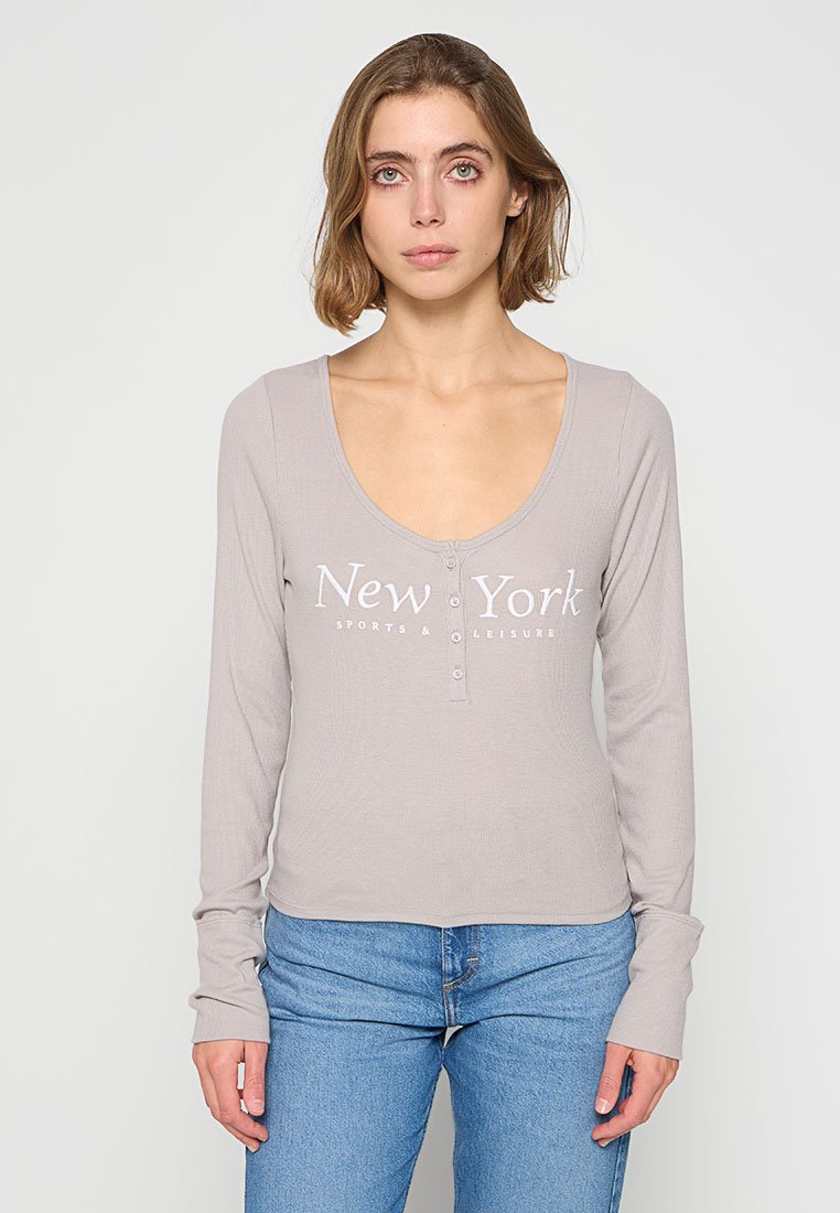 Hollister Co. Longsleeve beige
