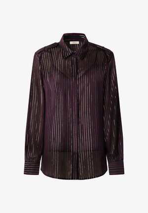 Chemise noire transparente avec des rayures verticales en violet, argent et blanc. Col à boutons, manches longues et poignets ajustés avec détails.