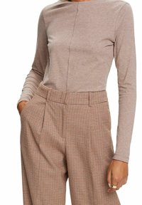 Esprit Langarmshirt - light brown