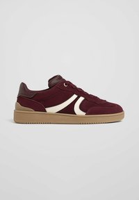 Stradivarius Tenisky - dark red