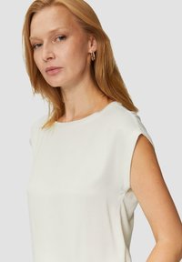 s.Oliver BLACK LABEL T-Shirt basic - creme