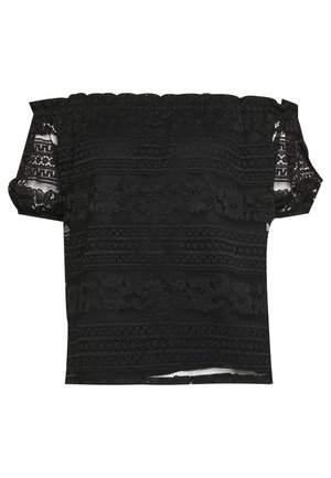 Czarna koronkowa bluzka z odkrytymi ramionami, wzorem kwiatowym i geometrycznym oraz krótkimi rękawami, z przejrzystymi detalami materiału.