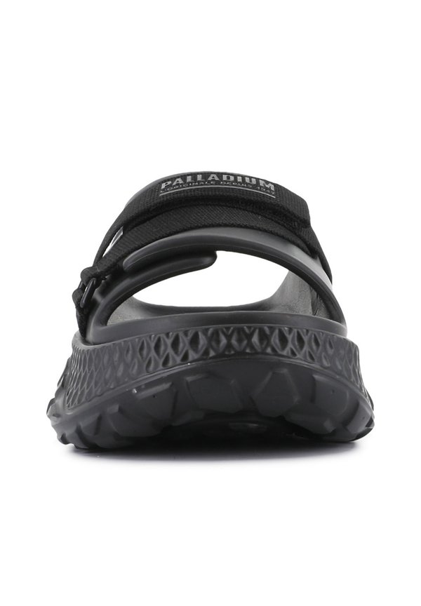 OFFBOUND - Pool slides3