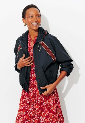 VENT À CAPUCHE IMPRIMÉ - Blouson - marine