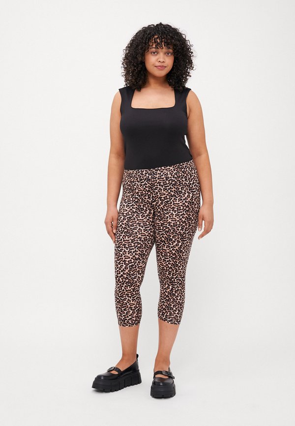 CARTIME LIFE CALF  - Shorts2