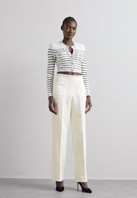 sandro PANTALON JACKY - Bukse - ecru