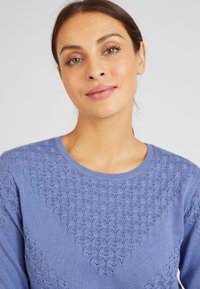 Damart POINT FANTAISIE - Maglione - bleu