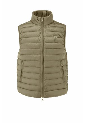 Jasnobrązowa, ocieplana kamizelka bez rękawów z zamkiem z przodu, wysokim kołnierzem, dwoma zamykanymi na zamek bocznymi kieszeniami oraz małą prostokątną naszywką z logo na piersi.