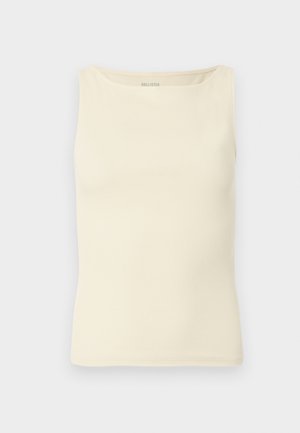 Lys kremfarget singlet i ribbet stoff, med firkantet hals og ermeløs design. Ingen synlige logoer eller mønstre.