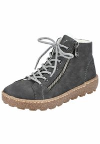 Graue Wildleder-Stiefeletten mit einer strukturierten Sohle, versehen mit grauen Schnürsenkeln und einem seitlichen Reißverschluss. Innen mit einem weichen Material gefüttert für zusätzlichen Komfort.
