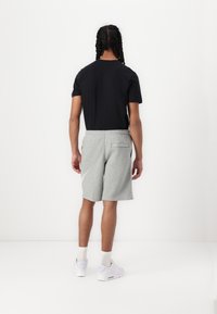 Thumbnail Image 4