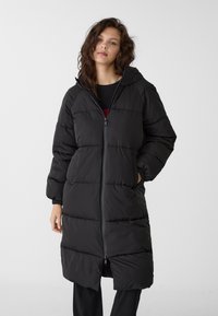 Stradivarius Long Black Padded Puffer Coat Stradivarius Long
