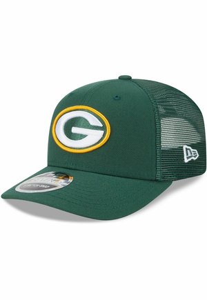 Grüne Baseballkappe mit Netzrückseite, vorne mit weißem und gelbem "G"-Logo und an der Seite mit New Era-Logo.