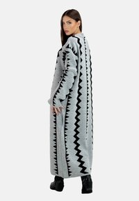 Elara Robe longue - grau